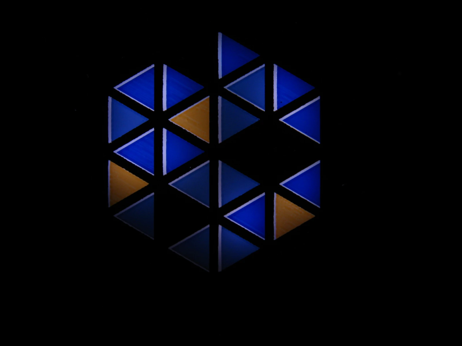 Dark-blue facet state in the 4 mm study